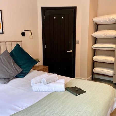 Pillow Menu! 1 Bed Garden Flat Finsbury Park Londra Exterior foto